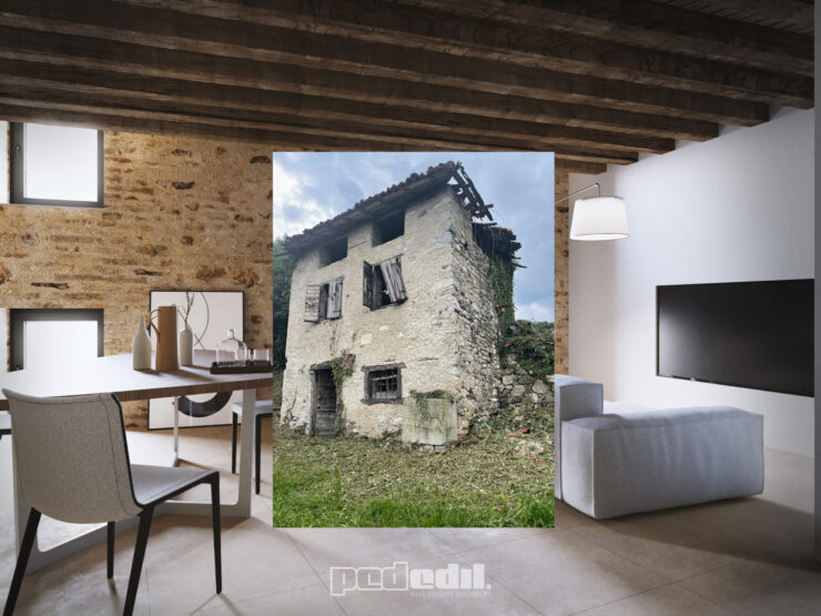 Rustico da ristrutturare su 3 livelli con ampio terreno vicino al bellissimo villaggio di Voiandes a Tremosine sul Lago di Garda in vendita